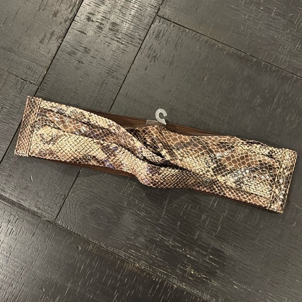 Bcbgmaxazria Brown Snake Print Stretch Belt Size Small Animal Print​​​​